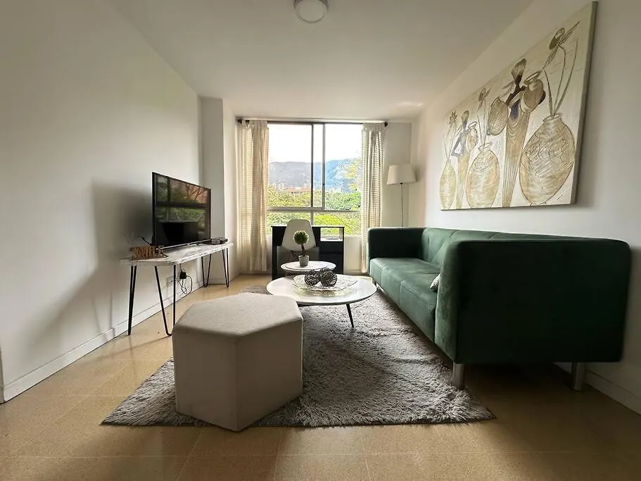 Cozy Studio Apartment In Poblado With Jacuzzi Medellin