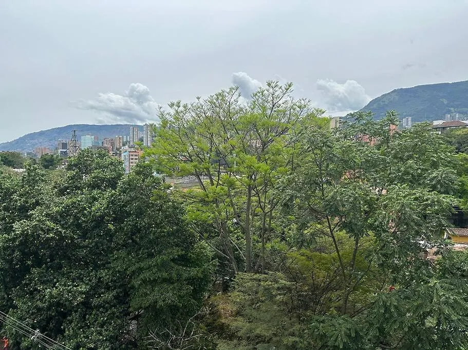 Cozy Studio Apartment In Poblado With Jacuzzi Medellin Colombia