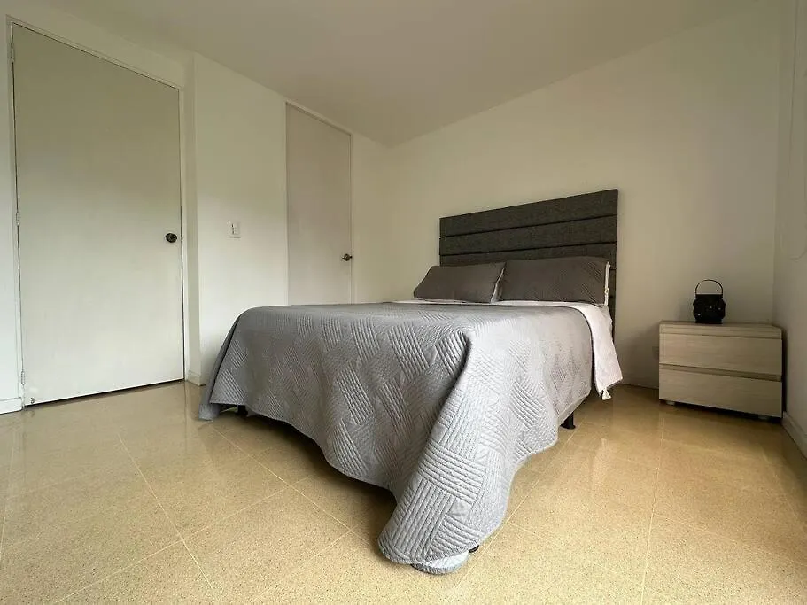 Cozy Studio Apartment In Poblado With Jacuzzi Medellín